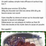 Recette hostie ou papier azyme : 1kg de farine et 60 cl d'eau tiède.  Préchauffez le four Th 6. Mélanger tout douce…